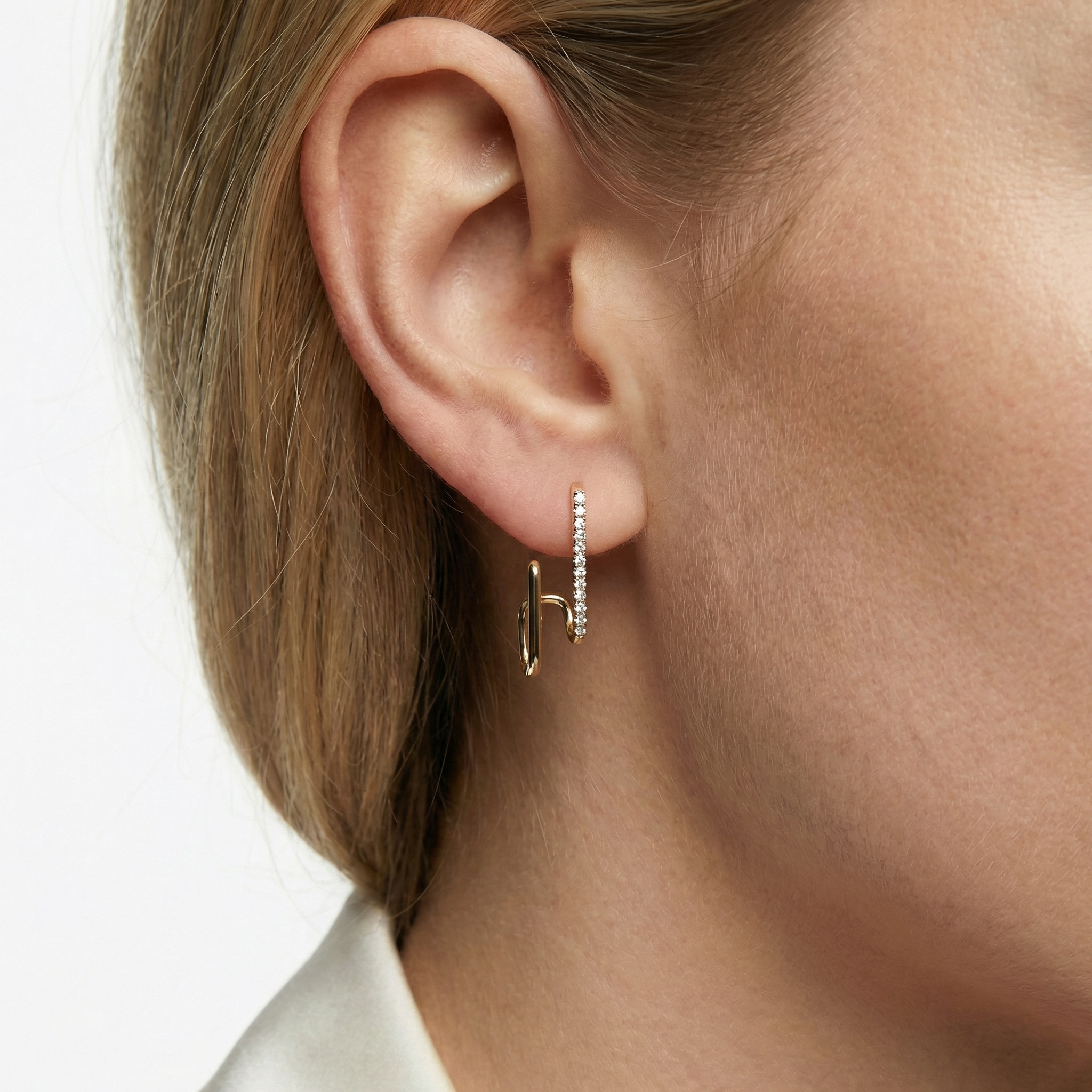 Petra Moissanite Earring