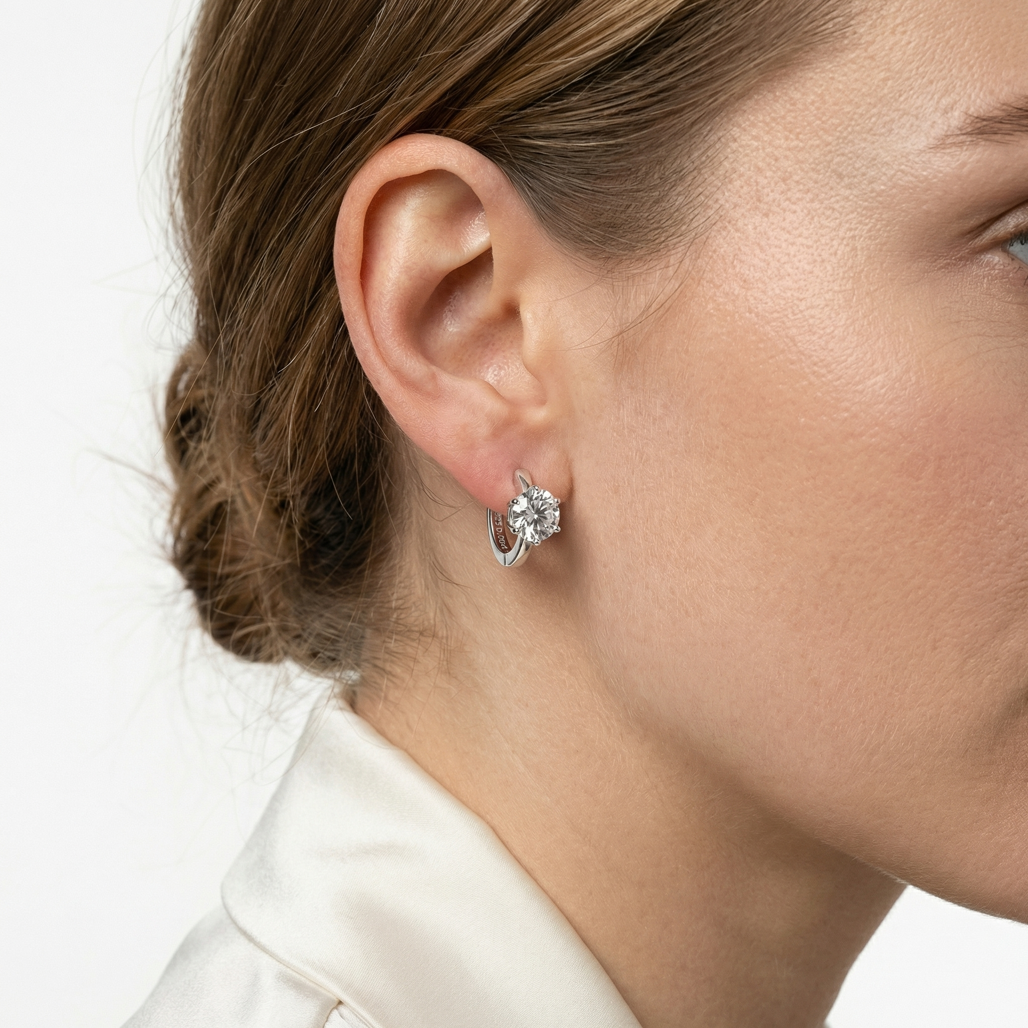 Orin Moissanite Earring