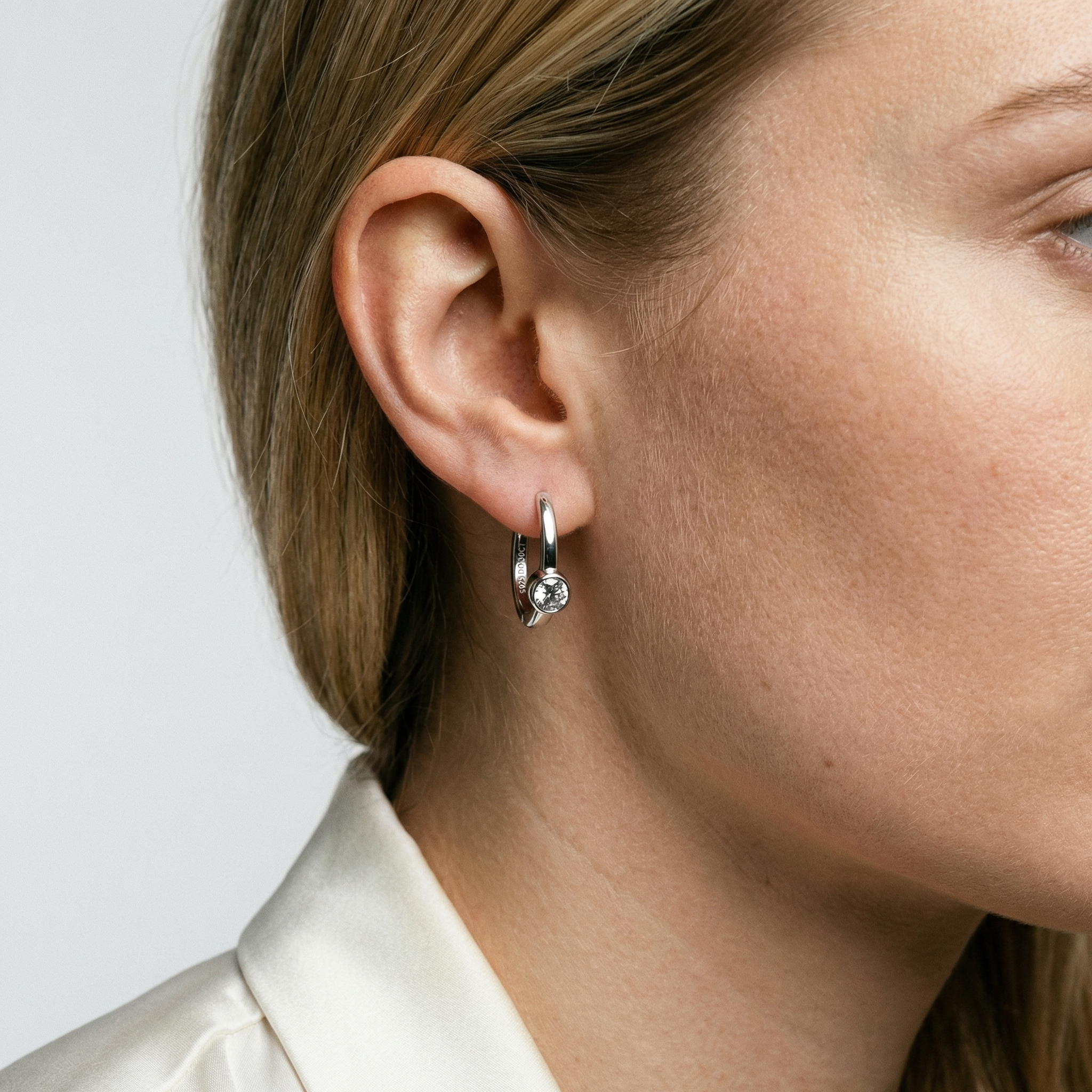 Luren Moissanite Earring
