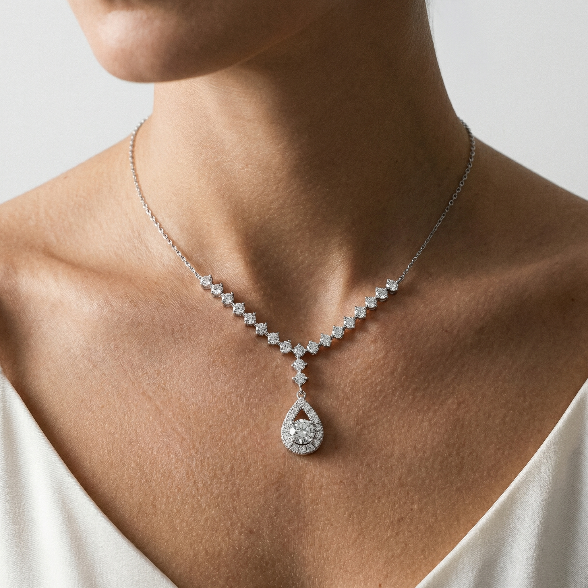 Talova Moissanite Necklace